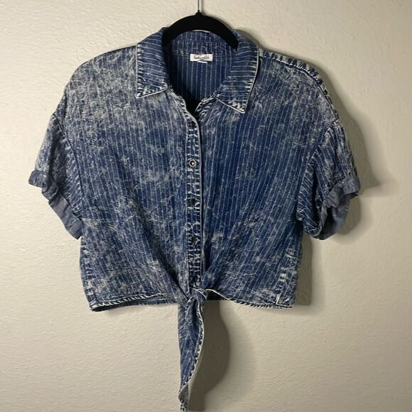 Splendid Tops - Splendid Women's Tie Front Shirt Size Small